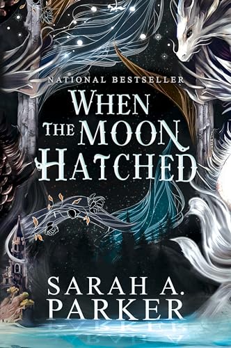 When the Moon Hatched: A Fast-Paced Romantasy with Undeniable Chemistry in a Stunning Immersive World (The Moonfall Series, 1, Band 1)