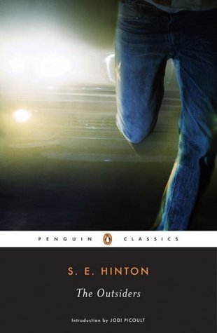 The Outsiders: Introduction by Jodi Picoult (Penguin Classics)