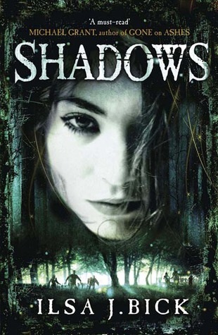 Shadows: Book 2 (The Ashes Trilogy, Band 2)