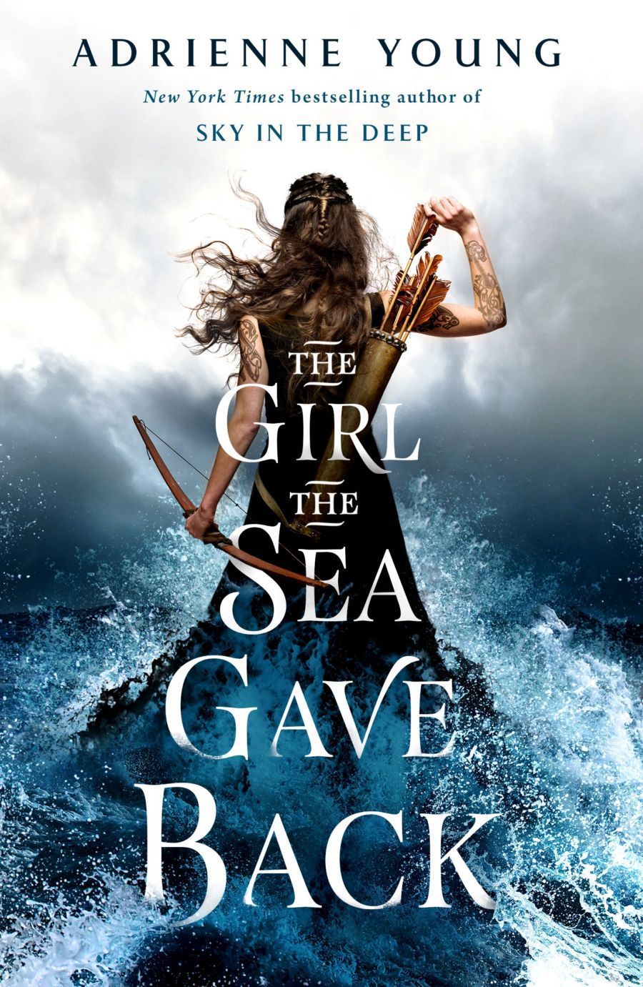 The Girl the Sea Gave Back (Sky and Sea, Band 2)