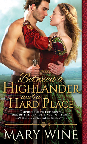 Between a Highlander and a Hard Place (Highland Weddings, 5, Band 5)