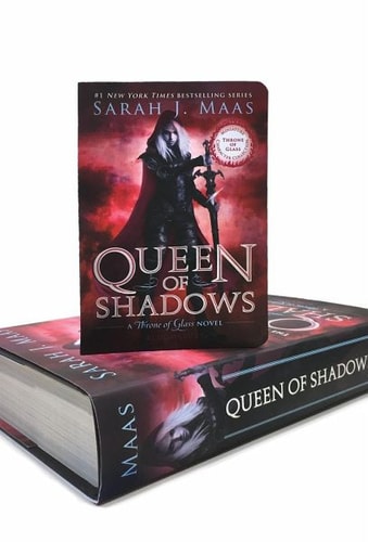 Queen of Shadows (Miniature Character Collection) (Throne of Glass)