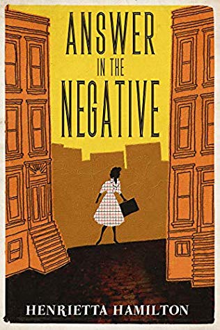 Answer in the Negative: A charming bibliophile mystery (The Sally and Johnny Heldar Mysteries)