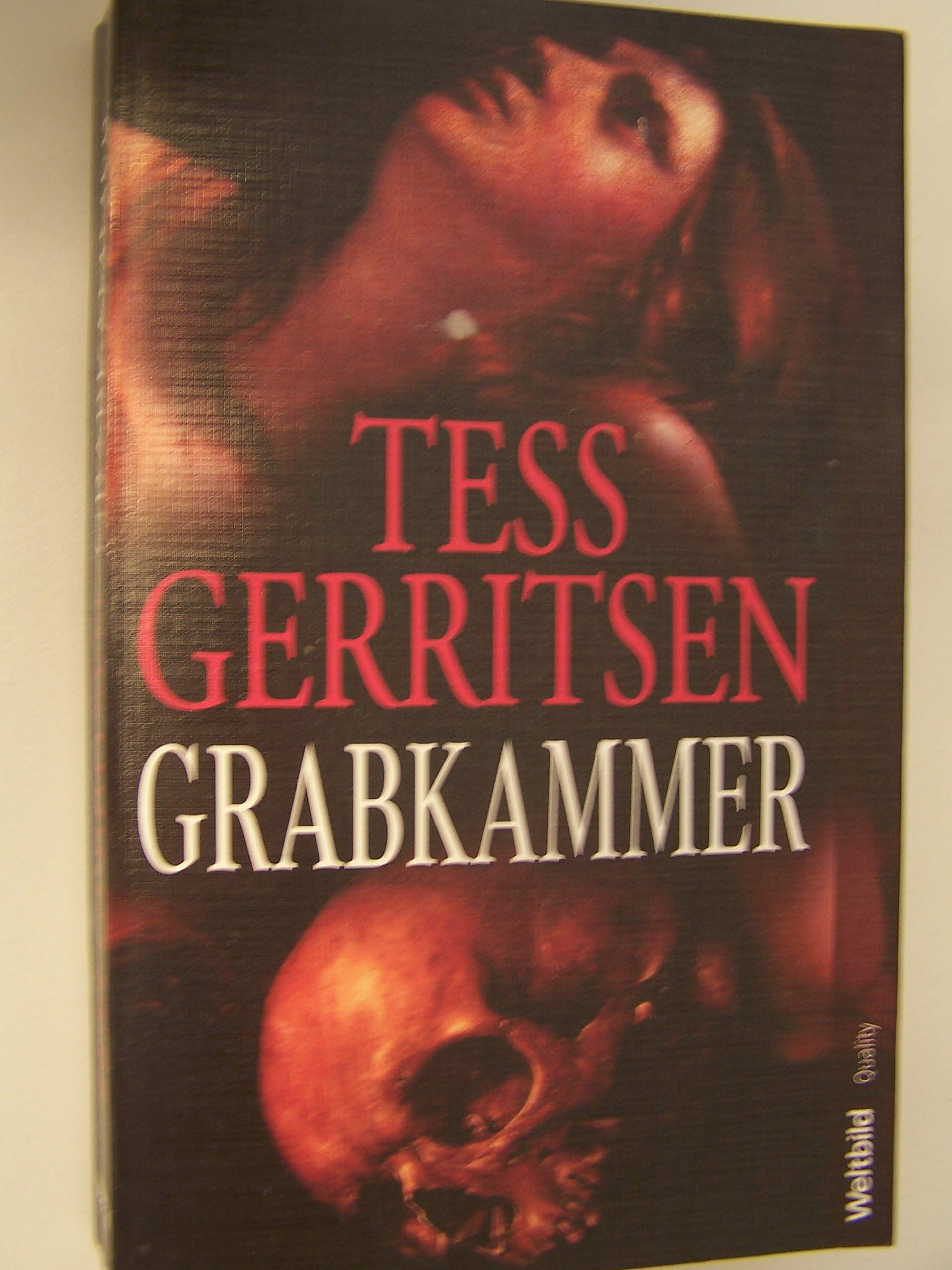Grabkammer : Roman.