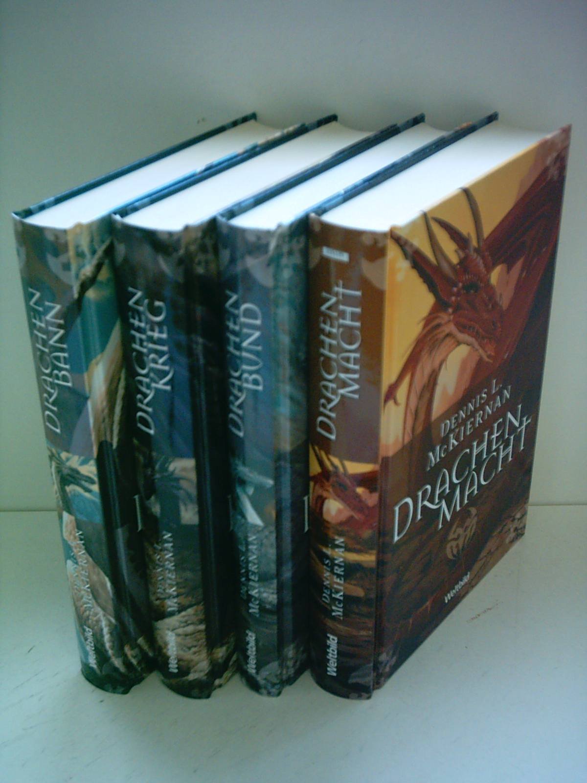 Die Drachen, 4 Bände im Set "Drachenbann", "Drachenmacht", "Drachenbund", "Drachenkrieg"