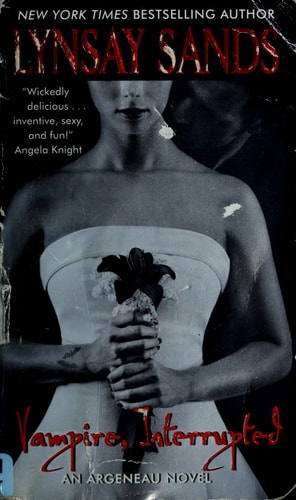Vampire, Interrupted (Argeneau Vampires, Book 9)
