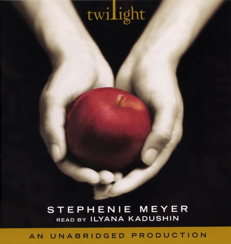 Twilight (The Twilight Saga, Book 1)