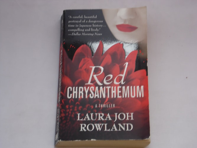 Red Chrysanthemum (A Sano Ichiro Mystery, Band 11)