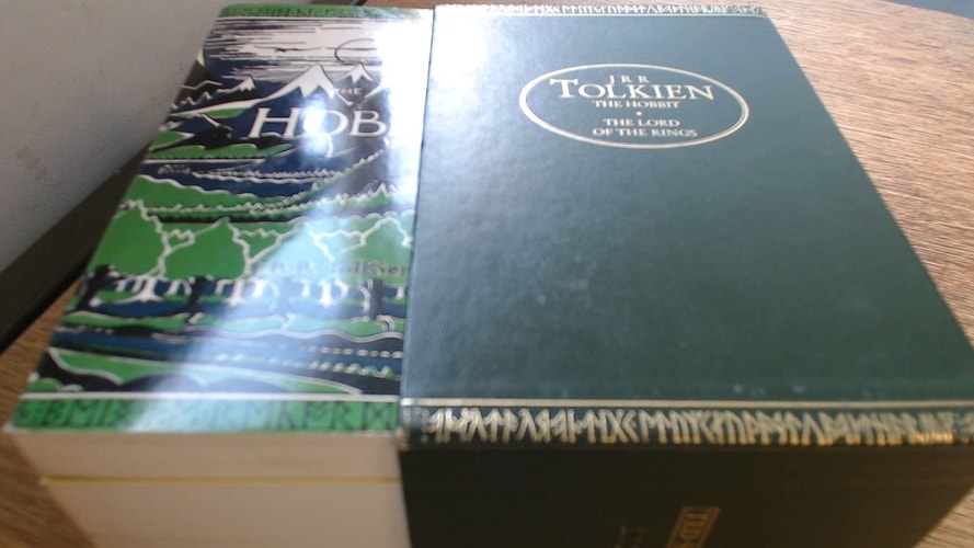 The Lord of the Rings (The Fellowship of the Ring / The Two Towers / The Return of the King) / The Hobbit