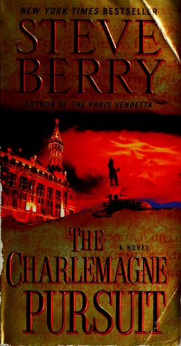 The Charlemagne Pursuit: A Novel (Cotton Malone)