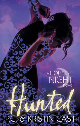 Hunted: Number 5 in series (House of Night) [Paperback] [Jan 01, 2001] Kristin Cast P. C. Cast