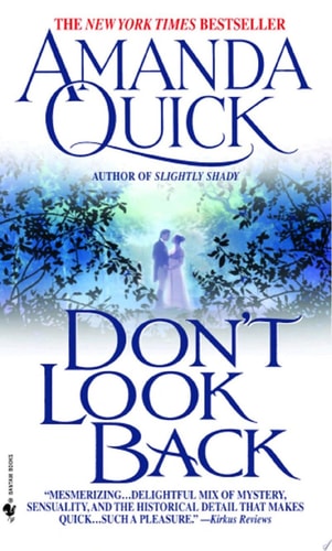 Don't Look Back (Lavinia Lake / Tobias March Book 2)