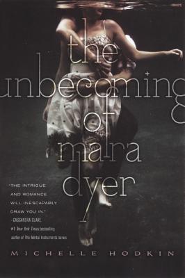 The Unbecoming Of Mara Dyer (Turtleback School & Library Binding Edition)