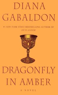 Dragonfly In Amber (Turtleback School & Library Binding Edition) (Outlander)