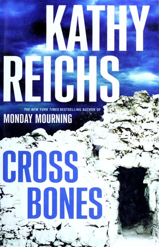 Cross Bones (8) (A Temperance Brennan Novel)