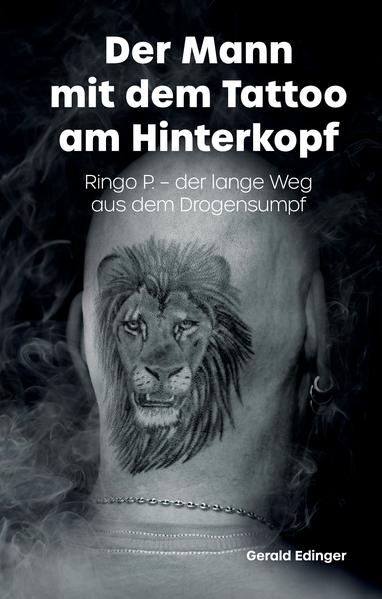 Der Mann mit dem Tattoo am Hinterkopf