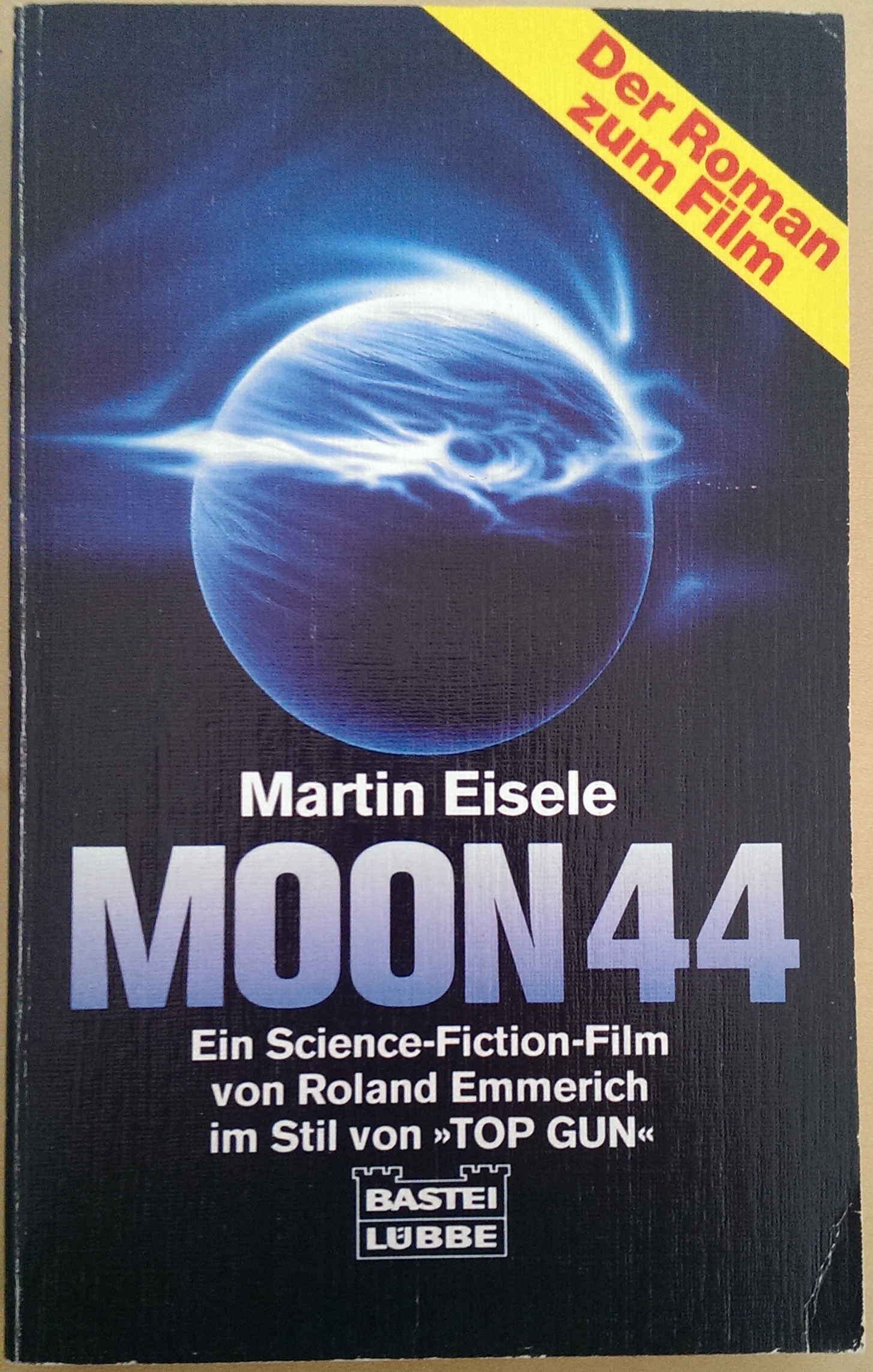 Moon 44