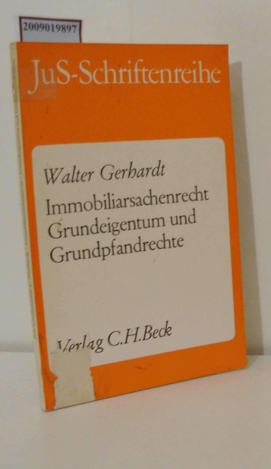 Fälle und Erläuterungen zum Sachenrecht für Anfangssemester / Immobiliarsachenrecht