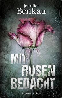 Mit Rosen bedacht