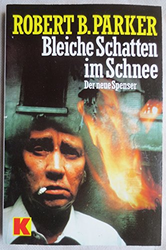 Bleiche Schatten im Schnee