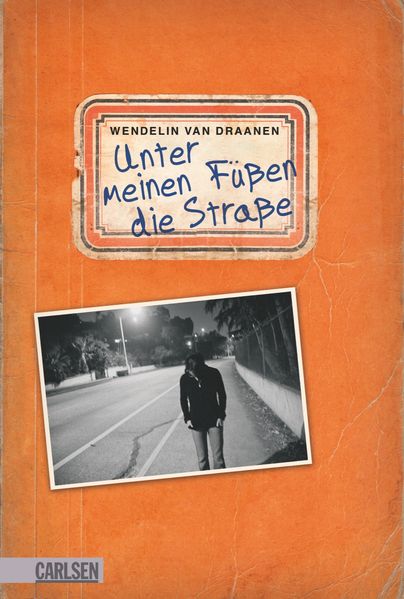 Unter meinen Füßen die Straße