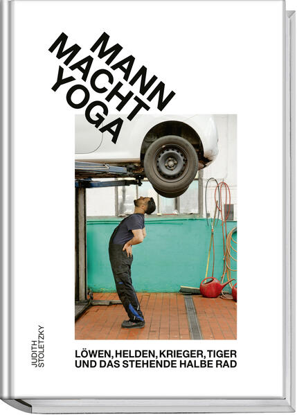 Mann macht Yoga