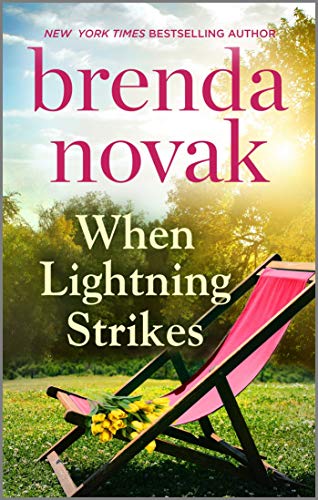 When Lightning Strikes (Whiskey Creek Book 1) (English Edition)
