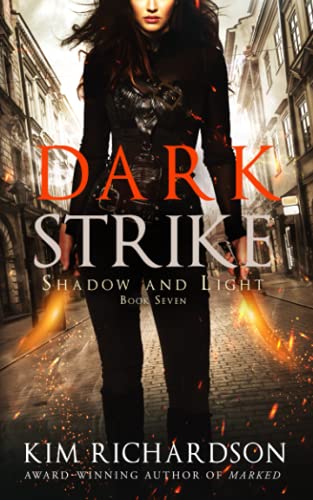 Dark Strike (Shadow and Light, Band 7)