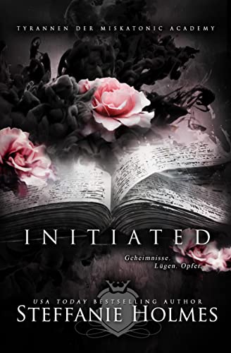 Initiated (Tyrannen der Miskatonic Academy 2)
